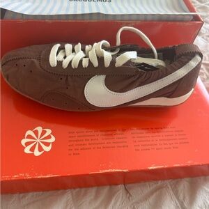 Nike Jacquemus Moon Shoe Size 9 US women’s